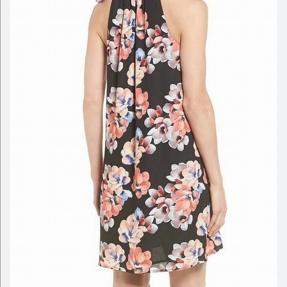 Cece Sleevless Rosetta Floral Shift Formal Dress - Picture 3 of 6